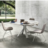 rafael-chaise-joli Chaise design modèle Rafael X Base de la marque belge JOLI.