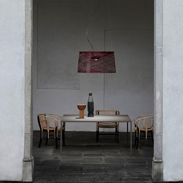 La suspension Twiggy design de la marque Foscarini permet d'apporter une touche moderne