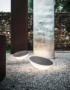 Lampe extérieur solar Foscarini se prête à des compositions spectaculaires.