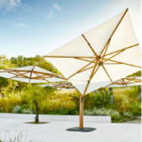 Parasols de luxe carrés JARDINICO de 300 x 300 cm sont d’une robustesse étonnante.