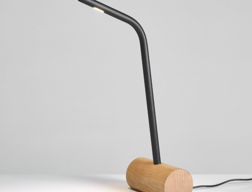 La lampe CHAMFER de Peruse est une création des designers Charly Cnops et David Braeckmann