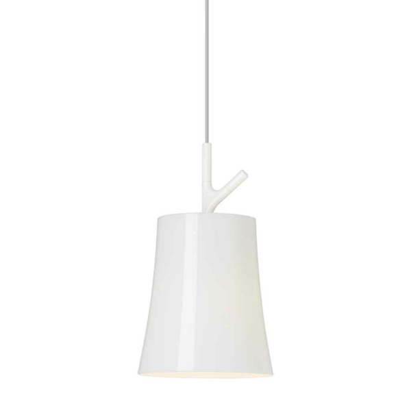 Suspension Birdie Foscarini La suspension Birdie de Foscarini se marie avec tous types d'environnement. La collection Birdie existe aussi en lampadaire et en applique.