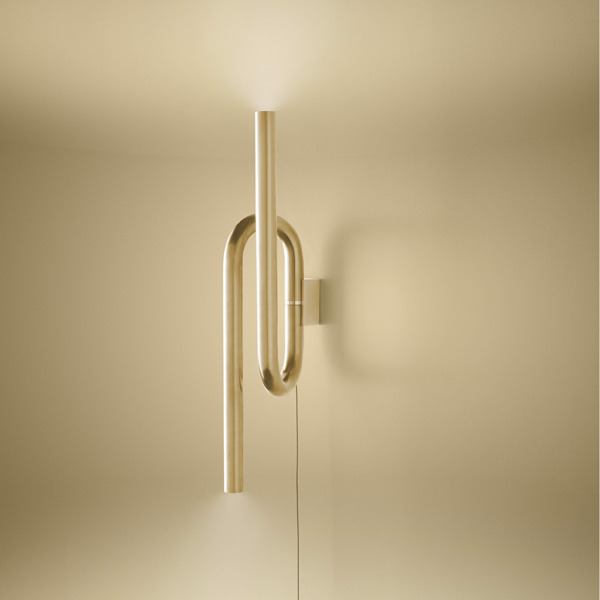 Tobia-or-applique-Foscarini_2020