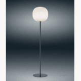 Lampadaire GEM Foscarini Le lampadaire GEM design de la marque Foscarini permet d'apporter une touche moderne et orginale à tout intérieur classique ou contemporain.