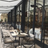 Pharmolab pied court