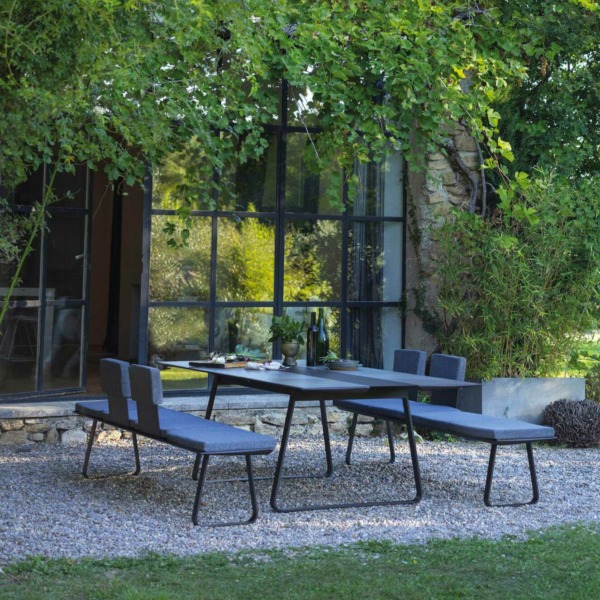 extrados-paysage_EGO-Paris table céramique teck extrados ego paris