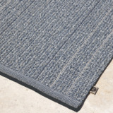 Close Up_V_Patio_Navy Blue_limited_edition