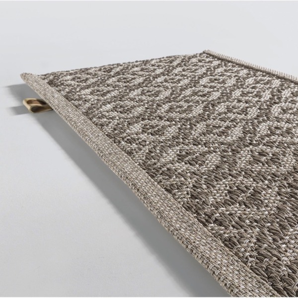 SideView_Terrazza_Beluga Large_limited_edition