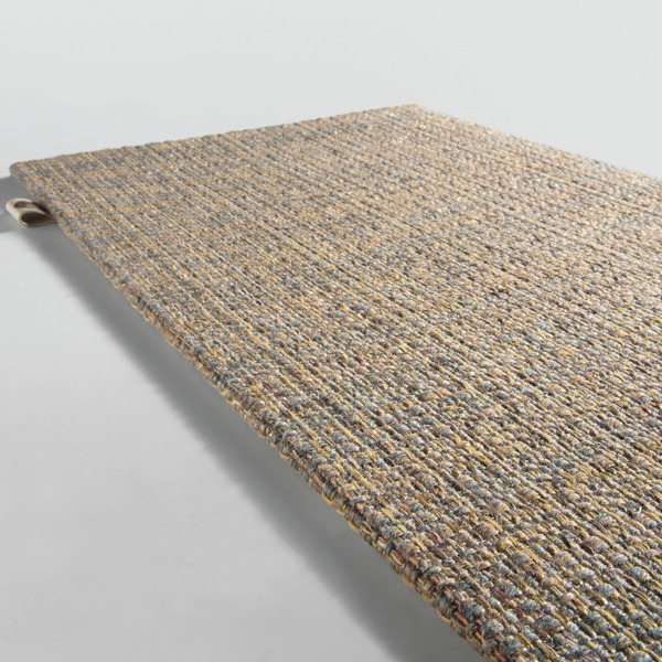 limited_edition_Chic_Amber