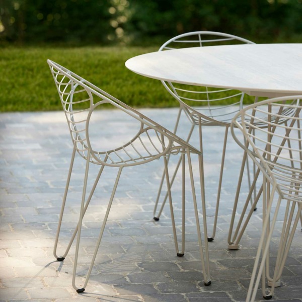 Wire-Round-Travertino-Grey---Wire-Dining-Chair-