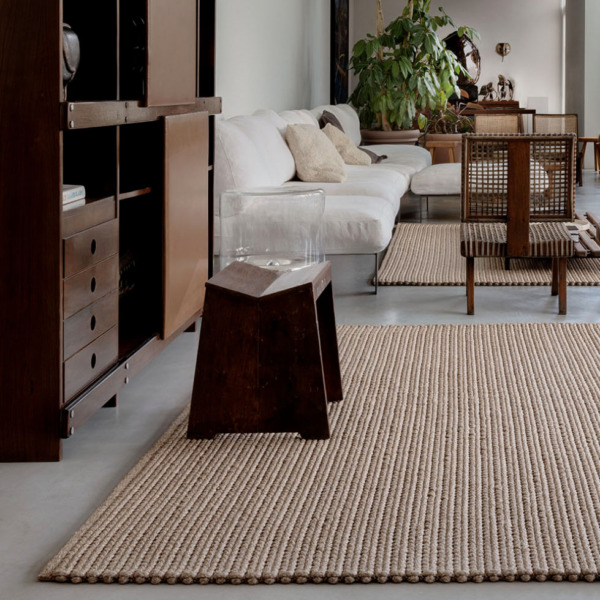 limited_edition_Beluga_BU42785_Biscott_Rectangle_MD_V