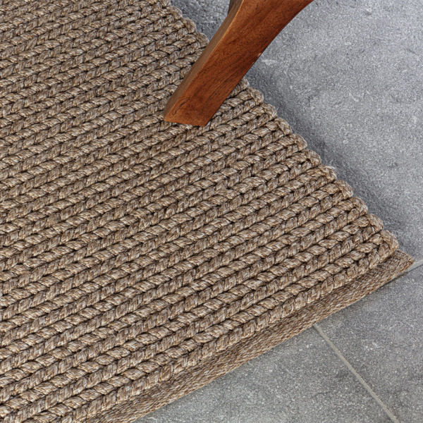 limited_edition_Beluga_BU42785_Biscotti_Rectangle_CU_H