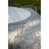 joli_Wire-ronde-Travertino-Grey---Wire-Dining-Chair-3- table céramique ronde joli wire