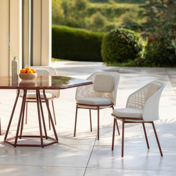 Chaise-Hive_2_EGO-Paris