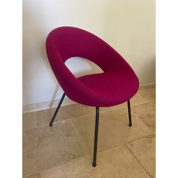 chaise_artifort_showroom17